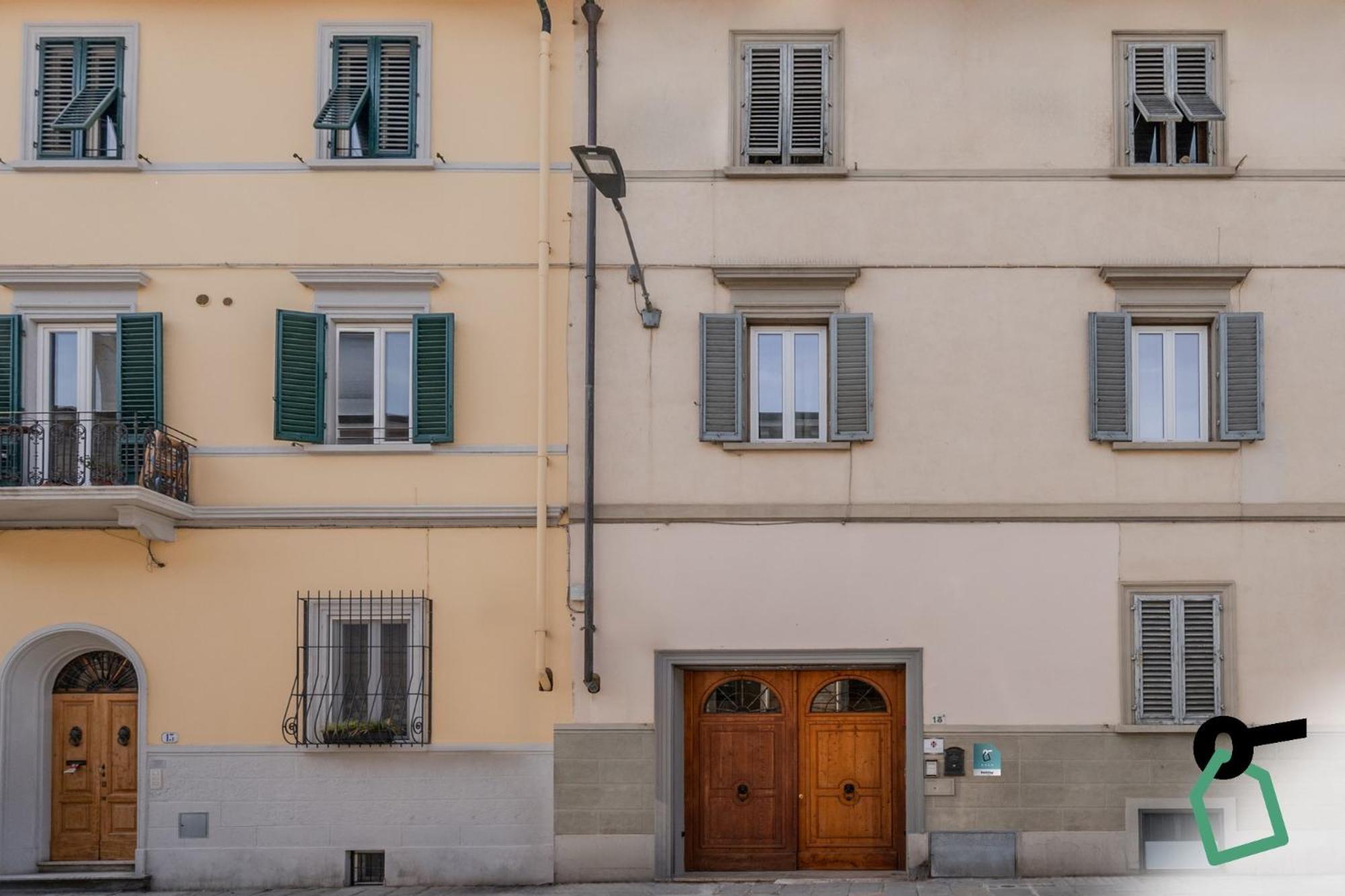 Hotiday Aparthotel Firenze Zewnętrze zdjęcie